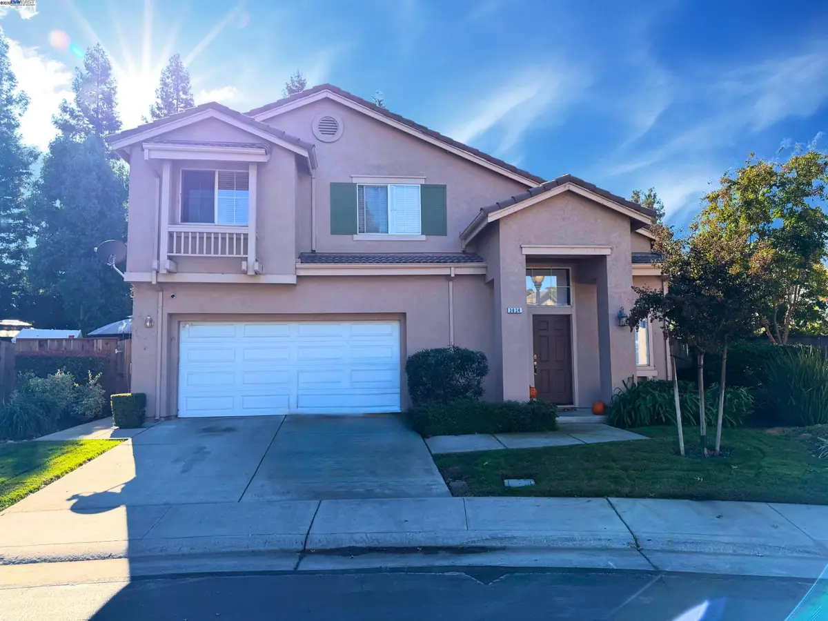 3634 Whispering Creek Cir, Stockton, CA 95219 - Image #1