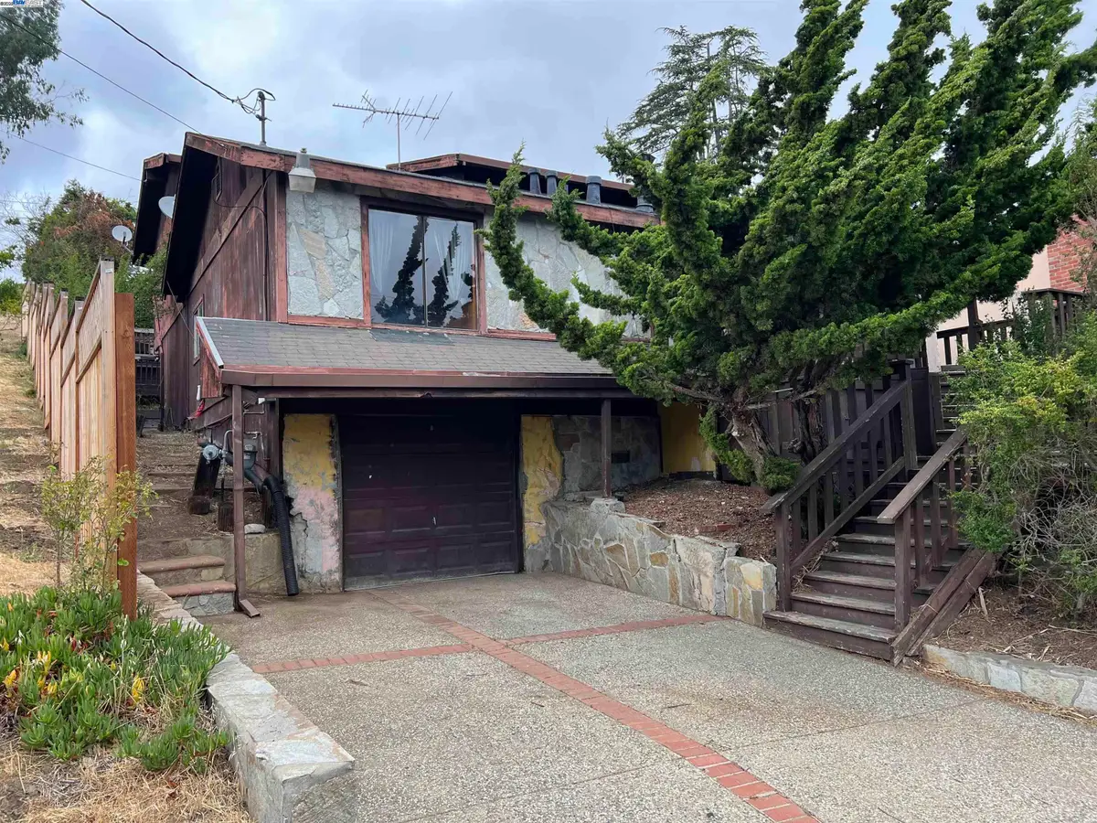 2812 Sydney Way, Castro Valley, CA 94546 - Image #1