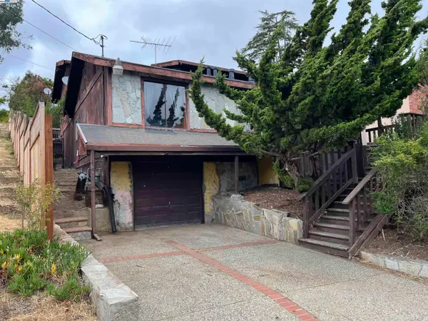 2812 Sydney Way, Castro Valley, CA 94546