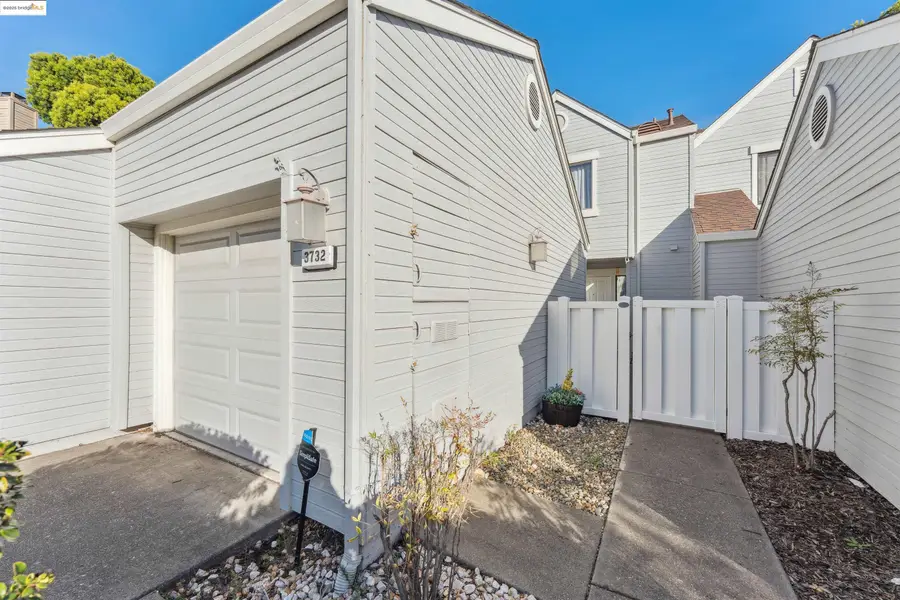 3732 Northridge Dr, Richmond, CA 94806 - Image #2