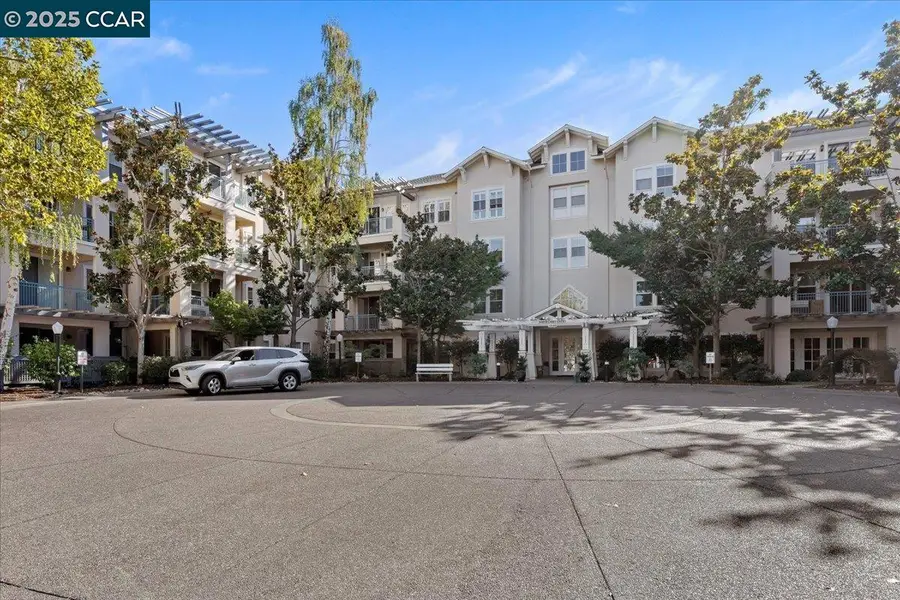 1840 Tice Creek Dr #2409, Walnut Creek, CA 94595 - Image #3