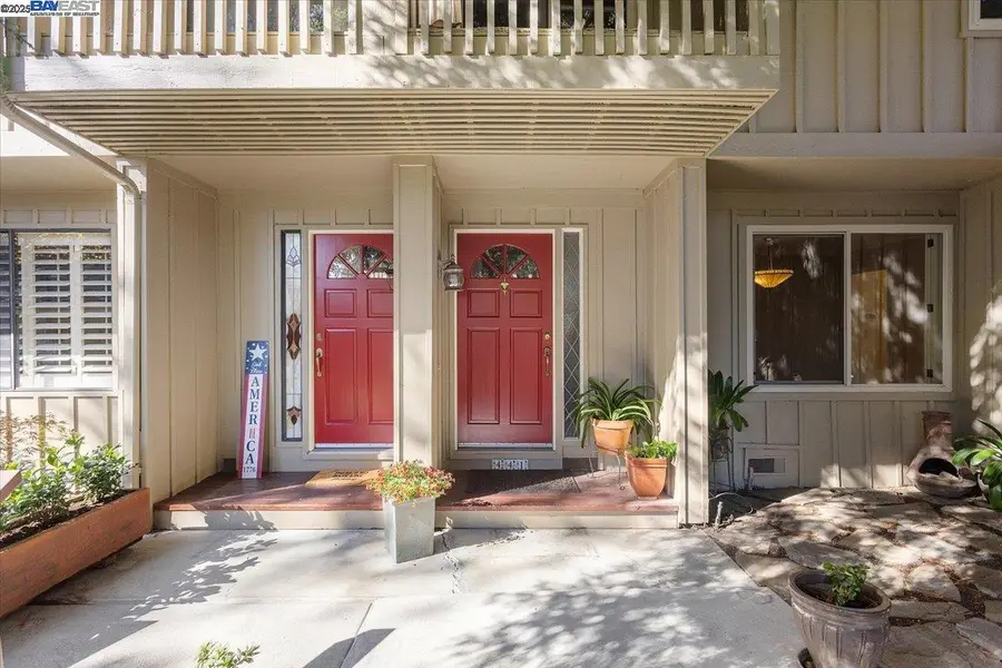 441 Sycamore Hill Dr, Danville, CA 94526 - Image #2