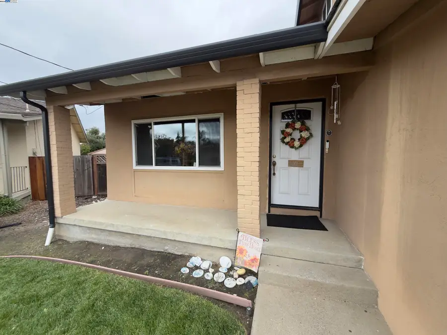 7065 Lancaster Ct, Dublin, CA 94568 - Image #3