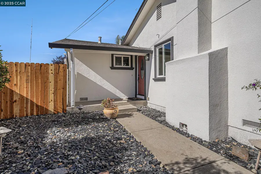 3658 Hillsborough Dr, Concord, CA 94520 - Image #3