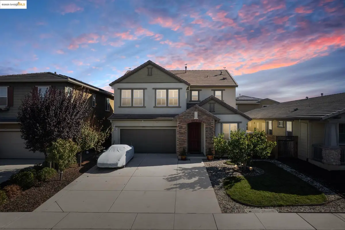 732 Westmoor Cir, Oakley, CA 94561 - Image #1