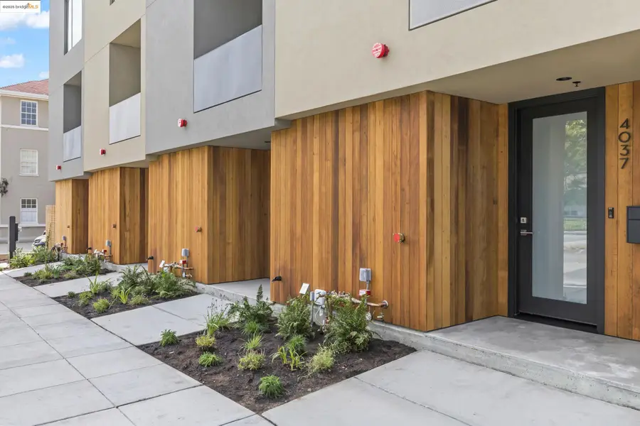 1235 Hampel St., Oakland, CA 94602 - Image #2