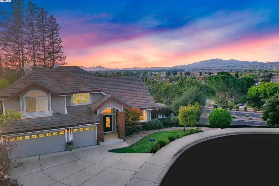 2947 Chardonnay Dr, Pleasanton, CA 94566 - Image #2