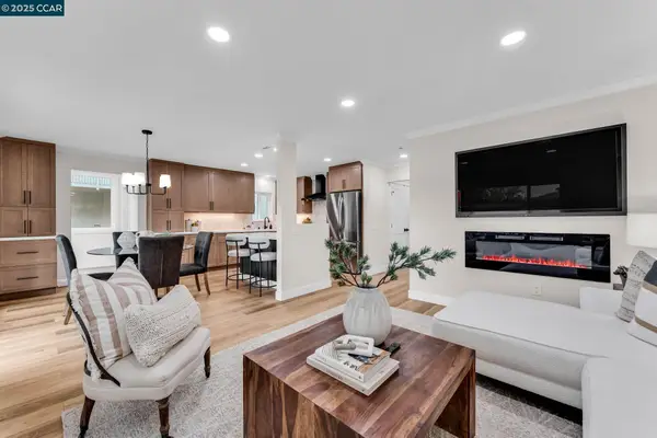 1216 Fairlawn Ct #8, Walnut Creek, CA 94595