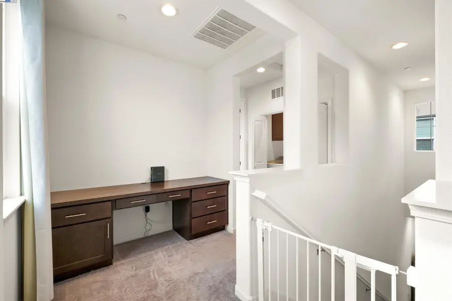 17575 Altair Way, Lathrop, CA 95330 - Image #2