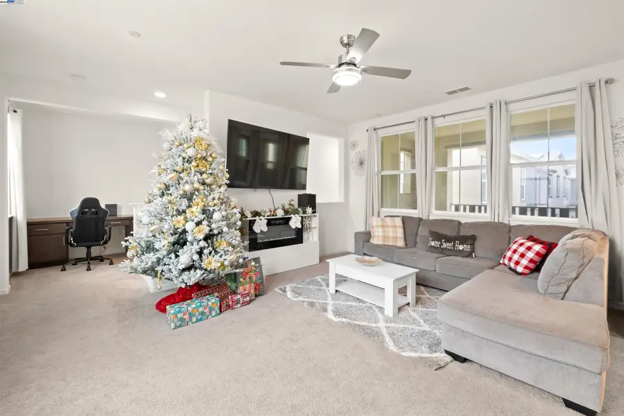 17575 Altair Way, Lathrop, CA 95330 - Image #3