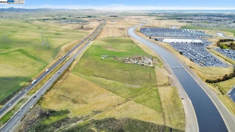 25559 S International Pkwy, Tracy, CA 95377 - Image #2