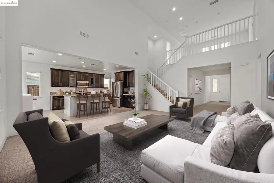 18499 Lewiston Dr, Lathrop, CA 95330 - Image #3