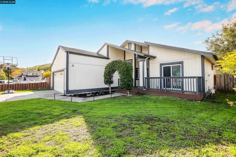 2365 Martinez Ct, Pinole, CA 94564 - Image #3