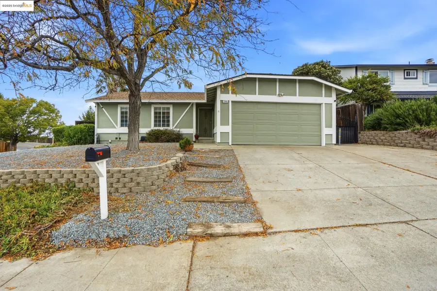 1098 Alamo Ct, Pittsburg, CA 94565 - Image #2