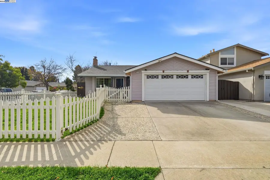 34319 Chester Ct, Fremont, CA 94555 - Image #3