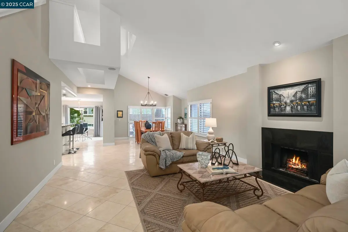 1637 Geary Rd, Walnut Creek, CA 94597 - Image #1