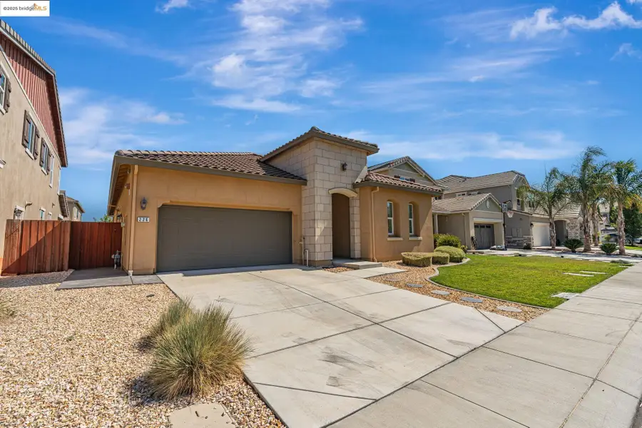 226 Wynn St, Oakley, CA 94561 - Image #2