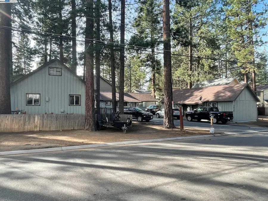 1036 Moss Rd, South Lake Tahoe, CA 96150 - Image #3