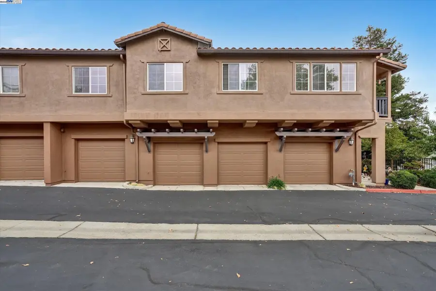 46 Meritage Cmn #202, Livermore, CA 94551 - Image #2