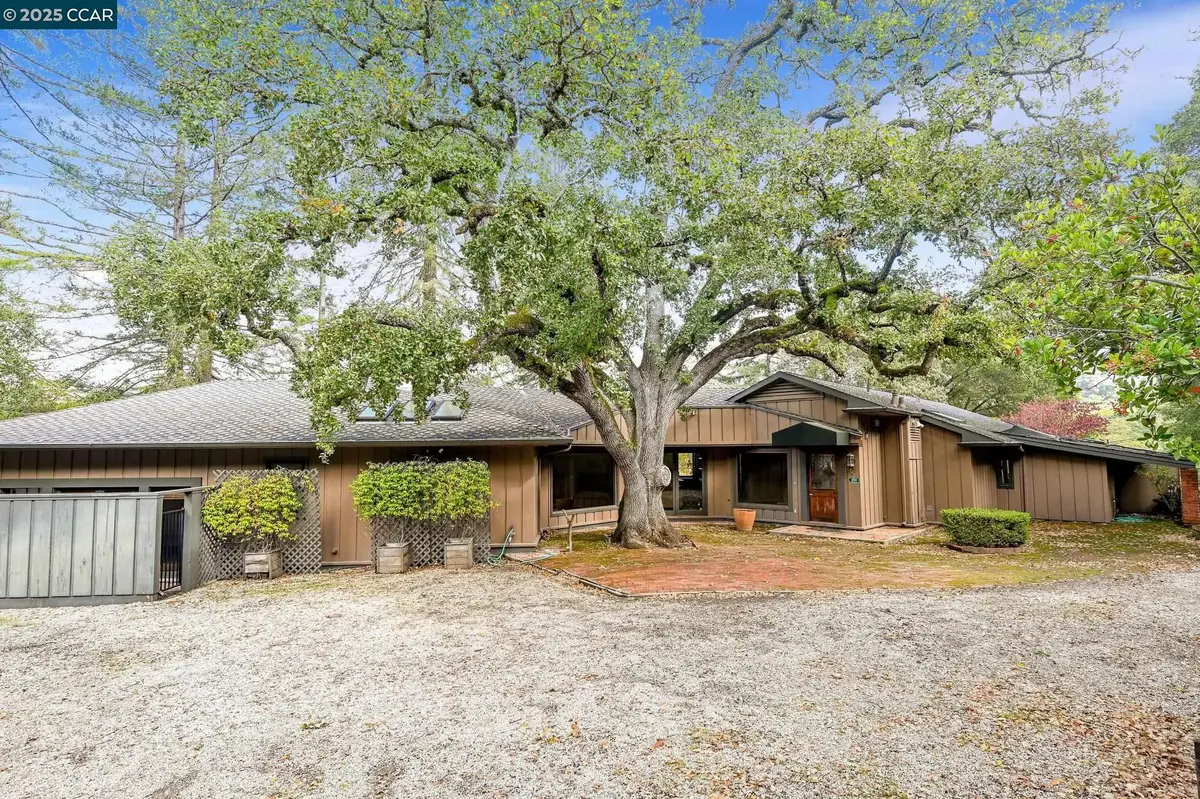 230 Moraga Way, Orinda, CA 94563 - Image #1