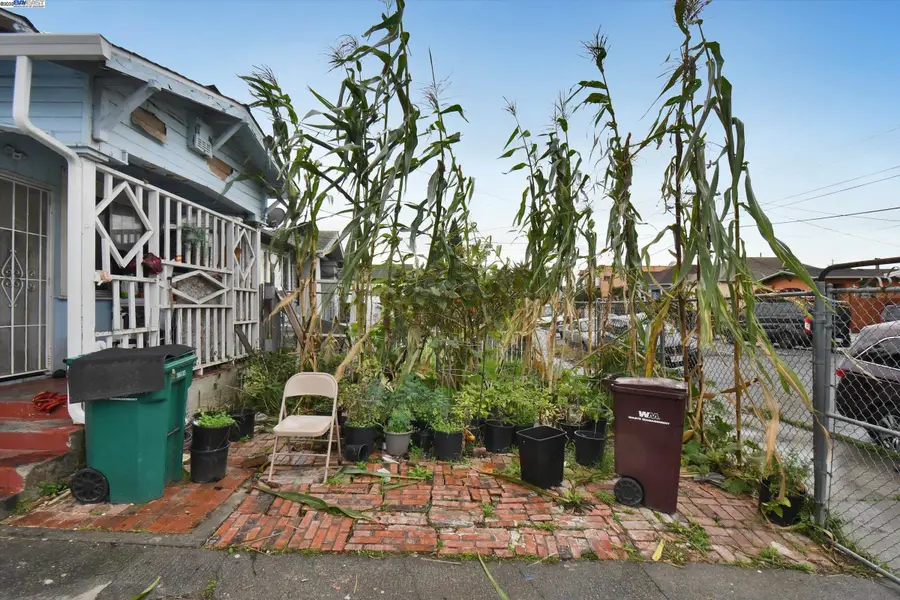 1506 52nd Ave, Oakland, CA 94601 - Image #3