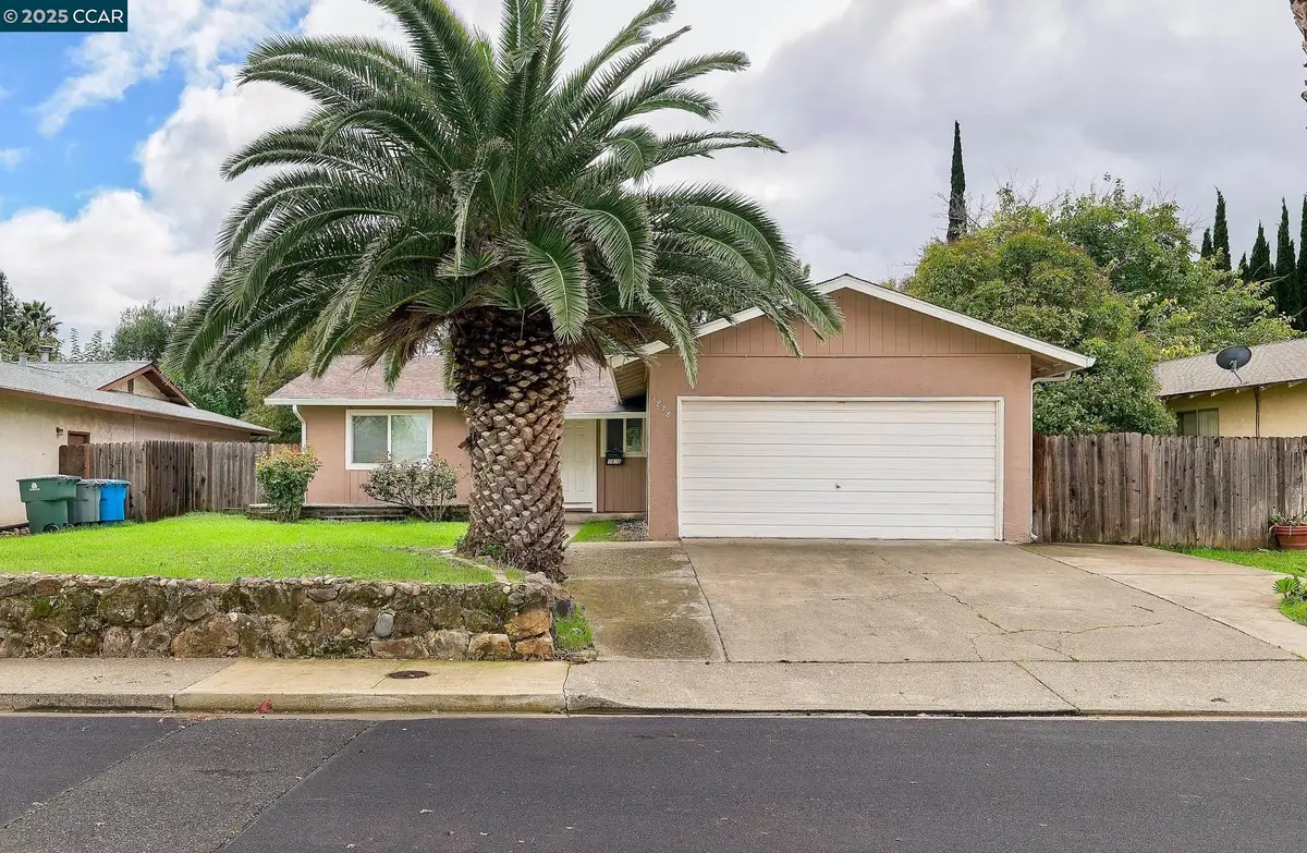 1878 Southwood Dr, Vacaville, CA 95687 - Image #1