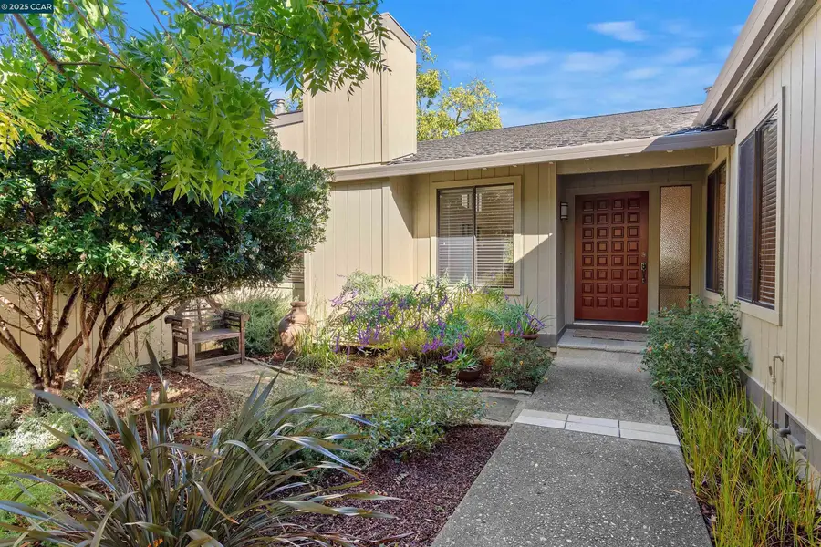 3171 Lippizaner Ln, Walnut Creek, CA 94598 - Image #2