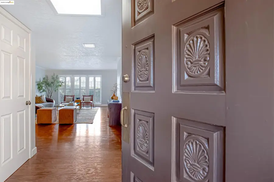 7036 13th St, Sacramento, CA 95831 - Image #3