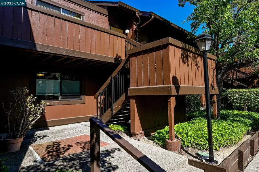 8112 Camelback Pl, Pleasant Hill, CA 94523 - Image #2