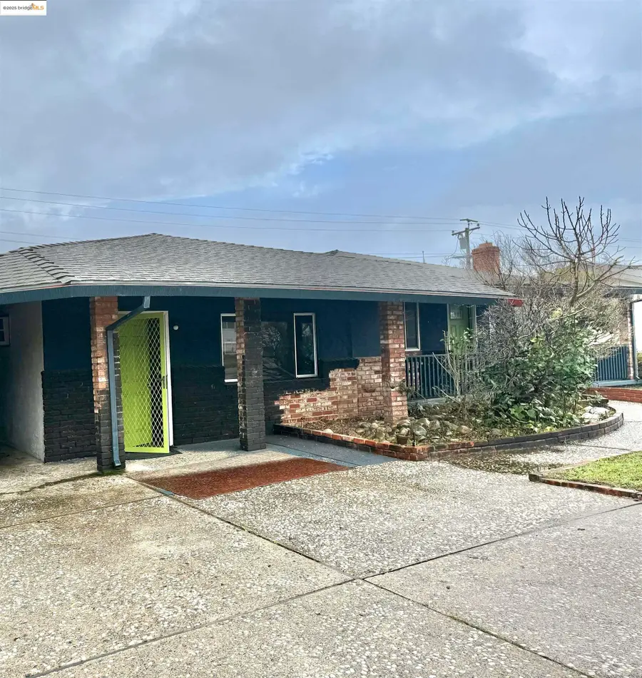 949 Flores Way, Rio Vista, CA 94571 - #2