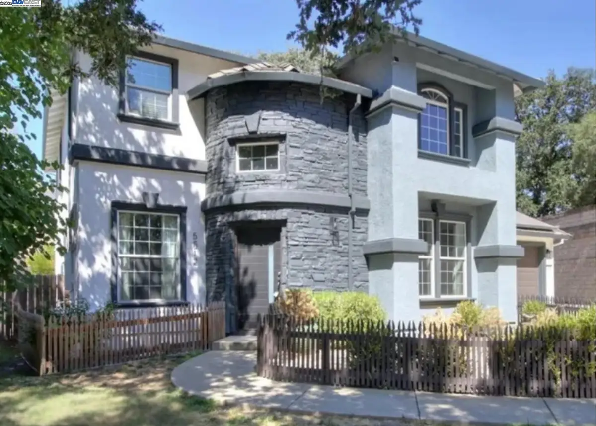 5512 Sagehen Ct, Loomis, CA 95650 - Image #1