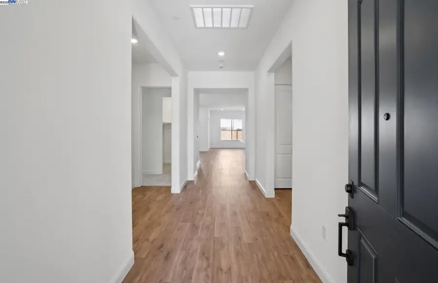 1137 Bradbury Dr, Discovery Bay, CA 94505 - Image #2