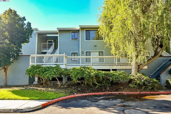 3467 Pinewood Ter #202, Fremont, CA 94536