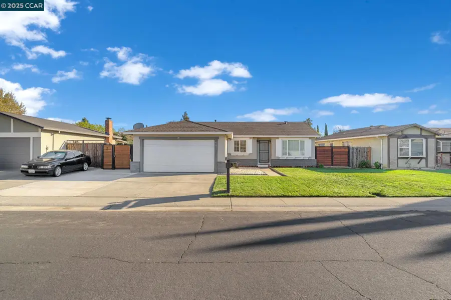 91 Mosswood Dr, Suisun City, CA 94585 - Image #3