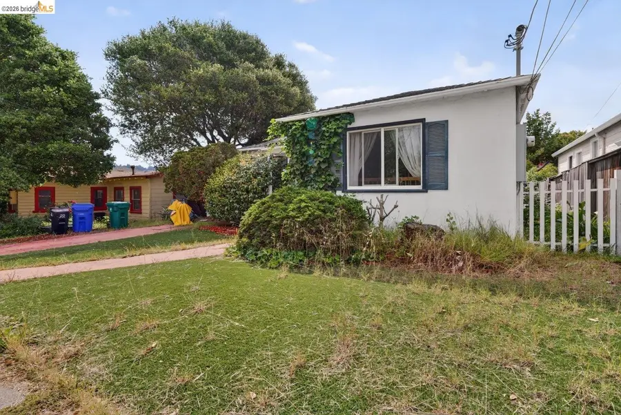 5716 Fresno Ave, Richmond, CA 94804 - #3