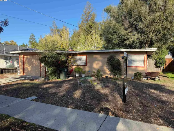 2052 North 6th Street, Concord, CA 94521