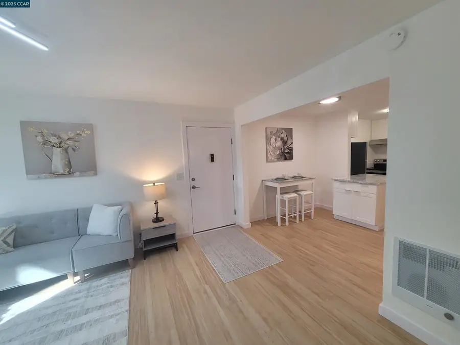 375 Camelback Rd #23, Pleasant Hill, CA 94523 - Image #3