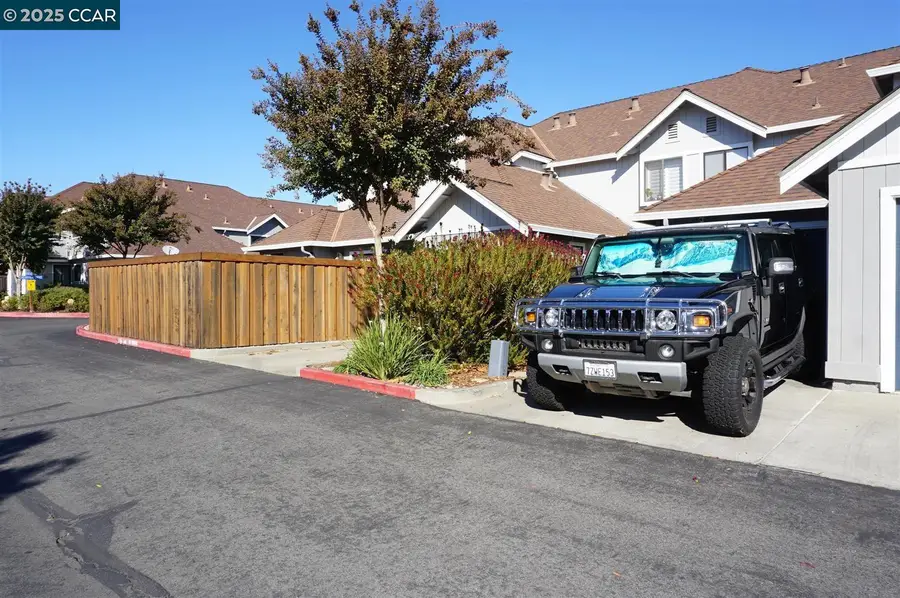 17106 Creekside Cir, Morgan Hill, CA 95037 - Image #3