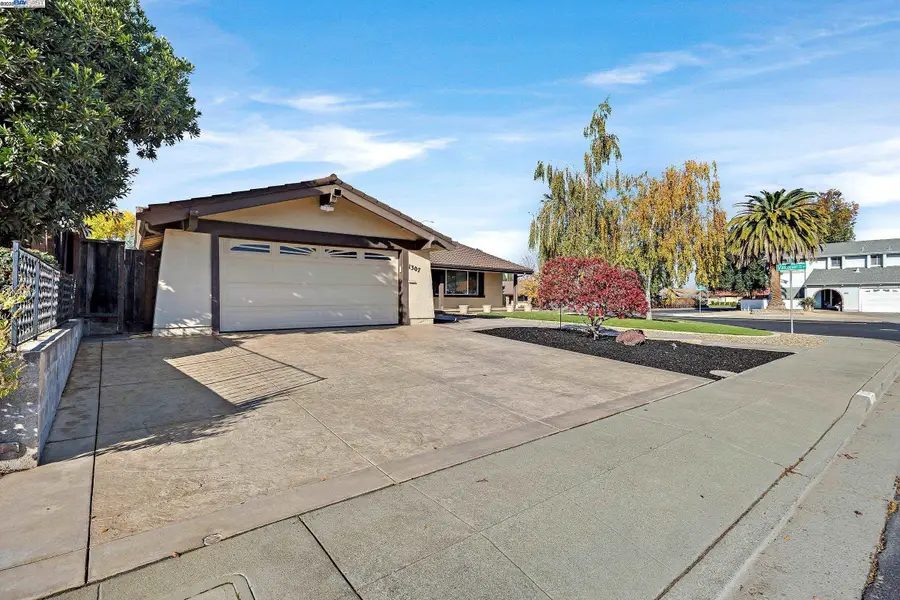 1307 Belfast Court, Livermore, CA 94550 - Image #3