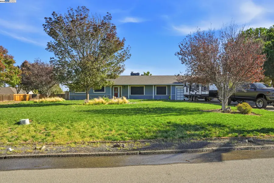 34724 Bernard Rd, Tracy, CA 95377 - #2