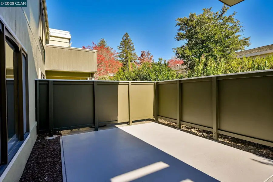 2057 Golden Rain Rd #4, Walnut Creek, CA 94595 - Image #2