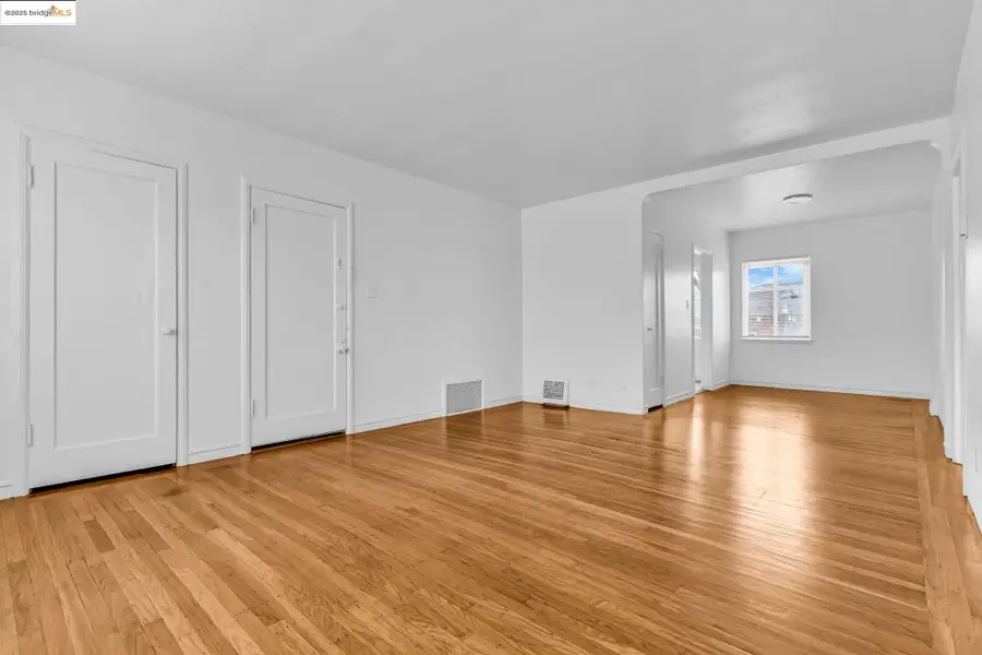 5492 Ruth Ave, Oakland, CA 94601 - #3