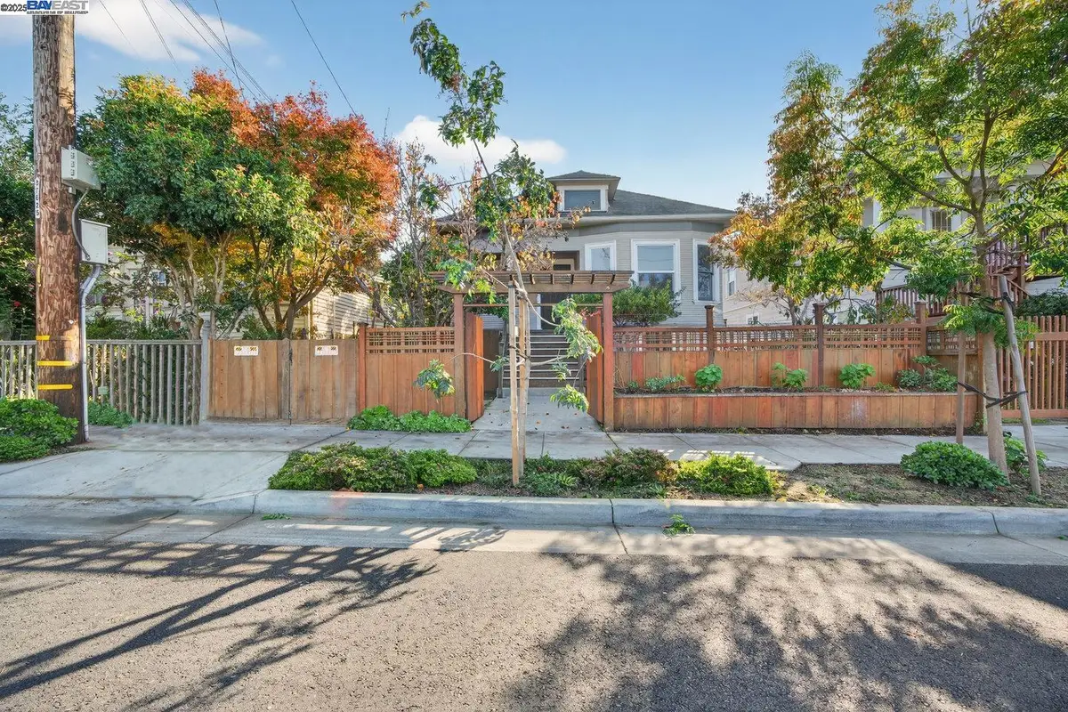1922 Woolsey St, Berkeley, CA 94703 - Image #1