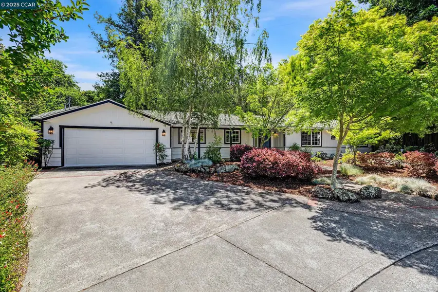345 Shire Oaks Court, Lafayette, CA 94549 - Image #3