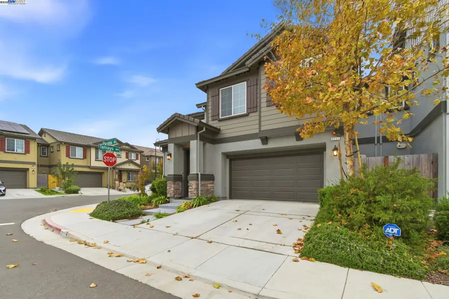 2111 Parsons Dr, Fairfield, CA 94533 - Image #2