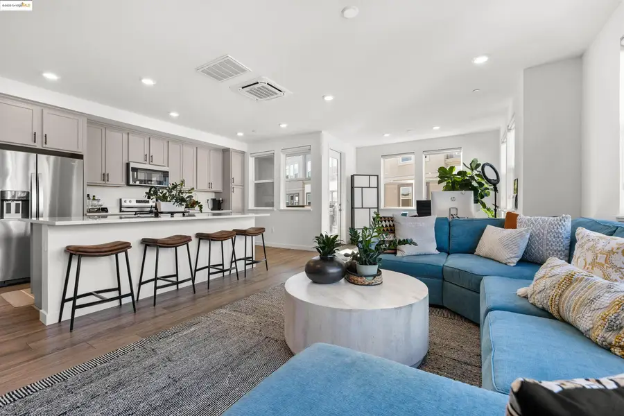 2836 Tradewind Dr, Alameda, CA 94501 - #3