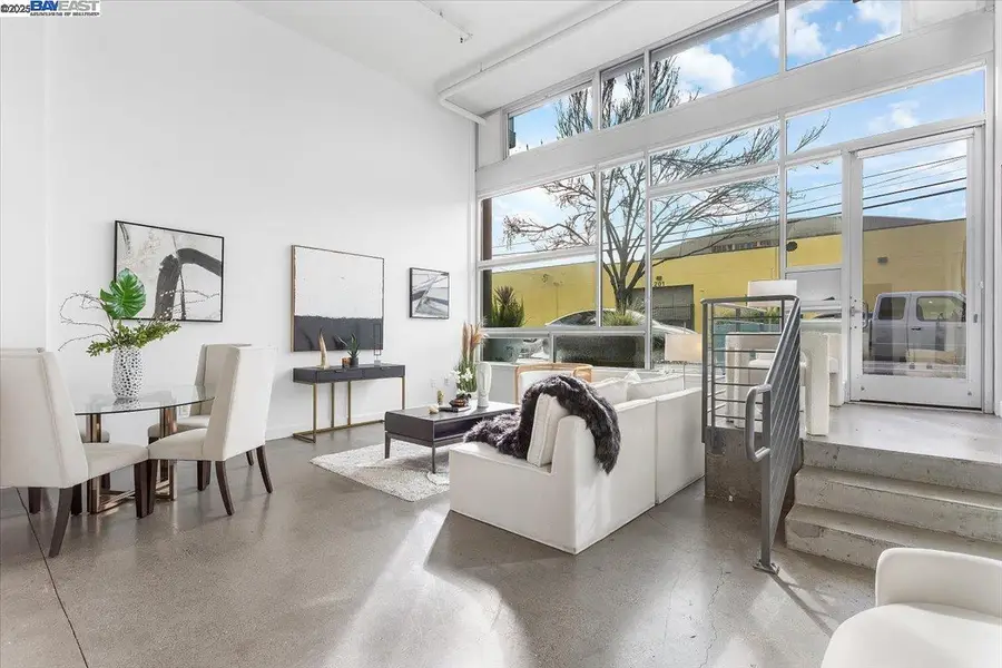 226 2nd St #G2, Oakland, CA 94607 - Image #2