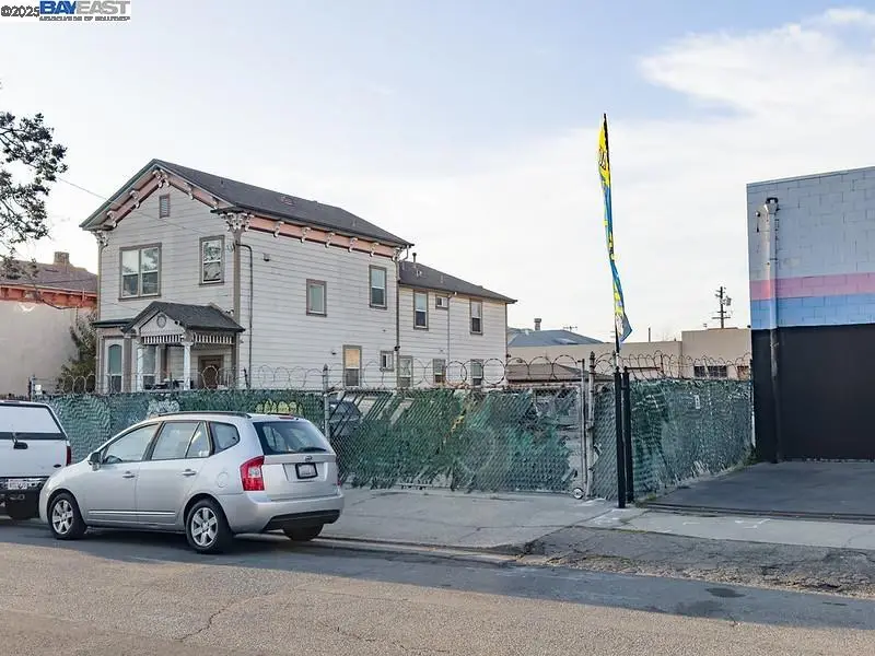 1041 7th Ave, Oakland, CA 94607 - Image #2