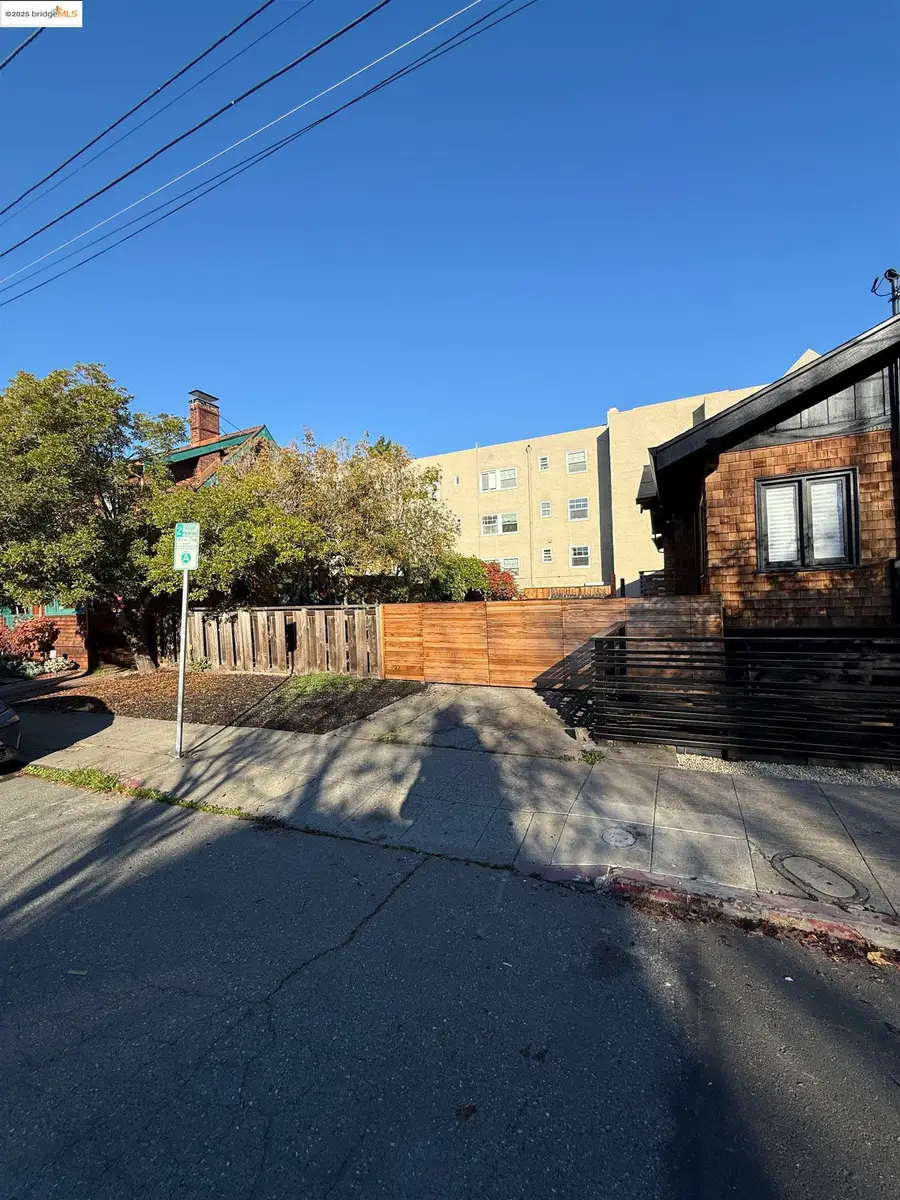 2477 Prince St, Berkeley, CA 94705 - Image #3