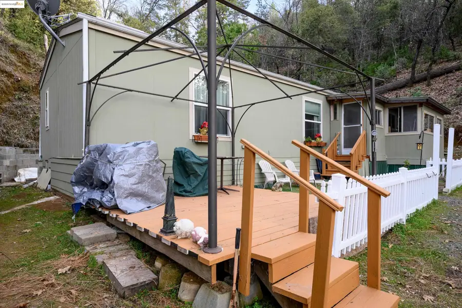 22608 Cedarcrest Rd, Sonora, CA 95370 - Image #3